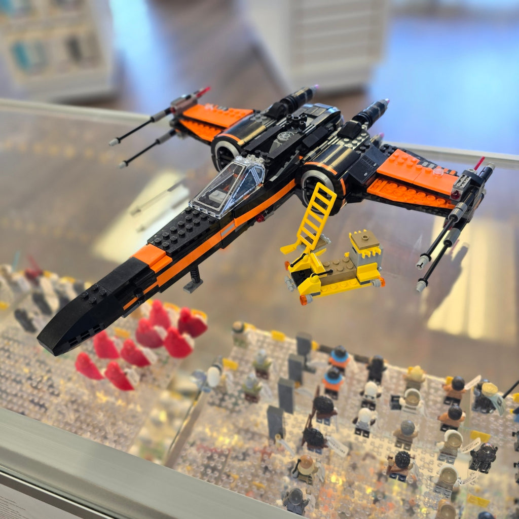 Lego 75273 Walmart Poe's X-Wing Fighter 75102 Retired Star Wars