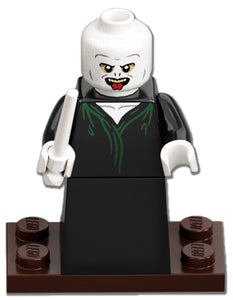 HP373 Lord Voldemort - White Head, Black Skirt, Tongue