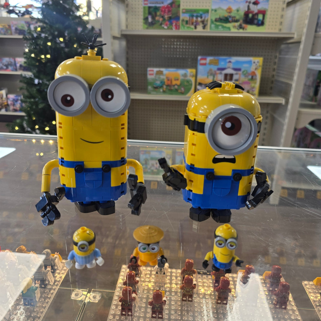 75551 Brick-Built Minions and Their Lair (Retired) (Previously Owned)