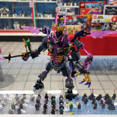 71772 The Crystal King (Previously Owned) (Retired)