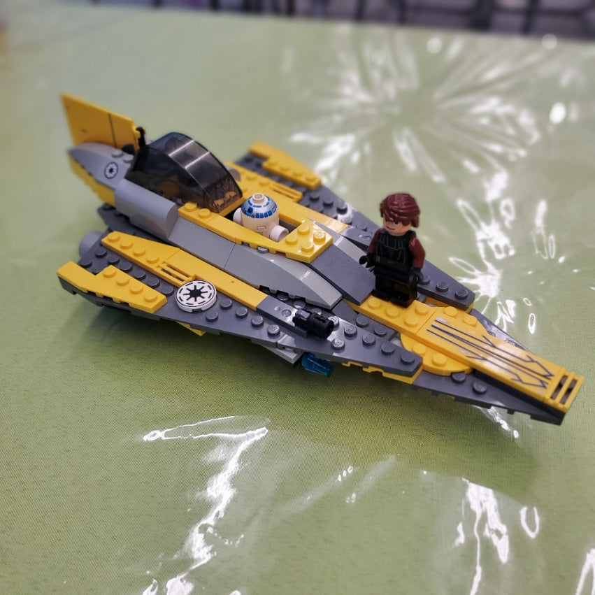 7669 Anakin's Jedi Starfighter (Previously Owned) (Retired)
