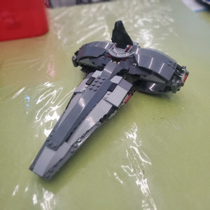 7663 Sith Infiltrator (Retired) (Previously Owned)