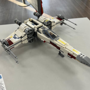 75218 X-Wing Starfighter (Retired) (Previously Owned)