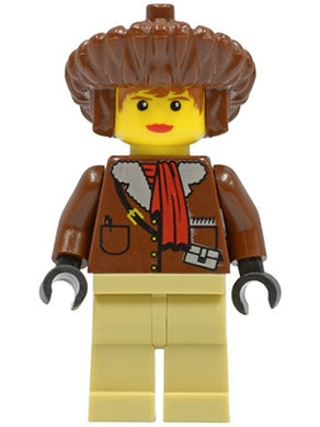 ADV028 Pippin Reed / Miss Gail Storm - Brown Parka