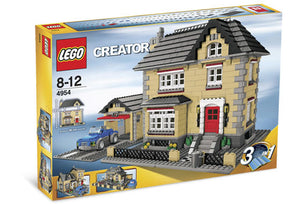 4954 LEGO Creator: Model Town House (Retired) (Certified Complete)