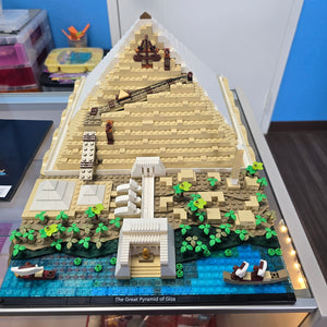21058 The Great Pyramid of Giza (Previously Owned)