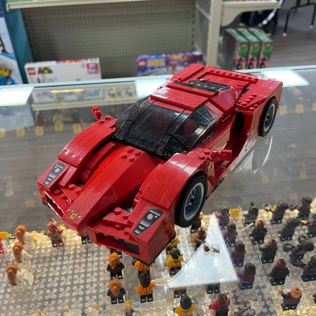 8652 Enzo Ferrari 1:17 (Retired) (Previously Owned) – Bricks and