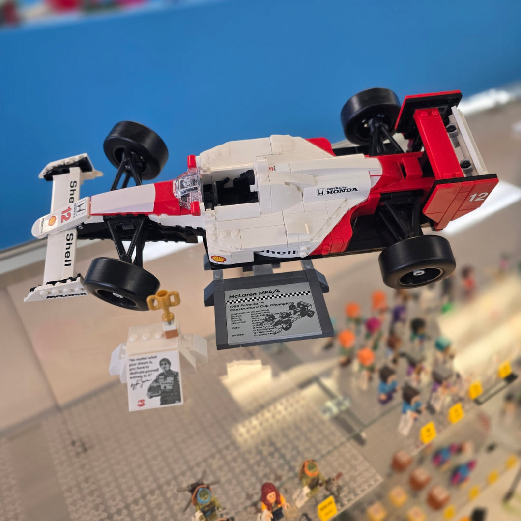 10330 McLaren MP4/4 & Ayrton Senna (Previously Owned)