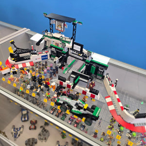75883 MERCEDES AMG PETRONAS Formula One Team (Retired) (Previously Owned)