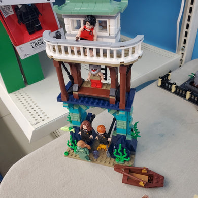 76420 Triwizard Tournament: The Black Lake (Previously Owned)