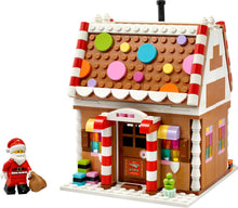 40809 Festive Gingerbread House