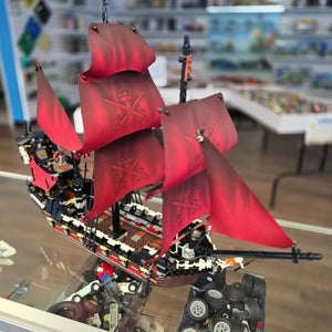 4195 Queen Anne's Revenge (Retired) (Previously Owned)