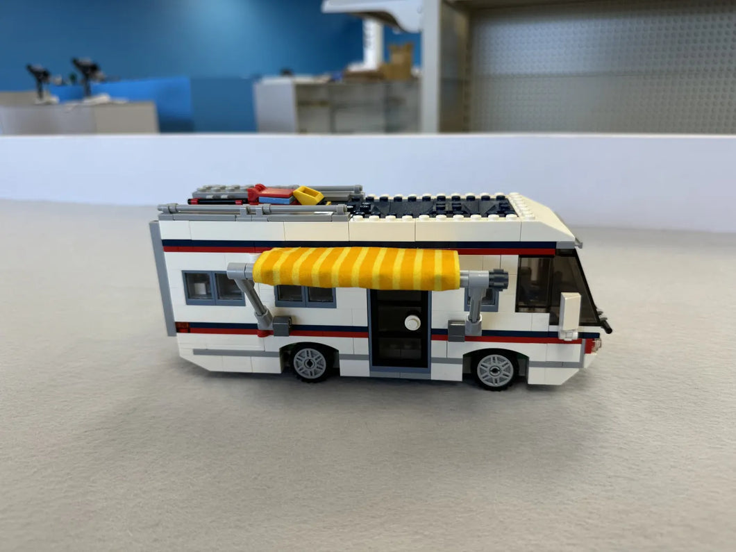 31052 Vacation Getaways (Retired) (Previously Owned)