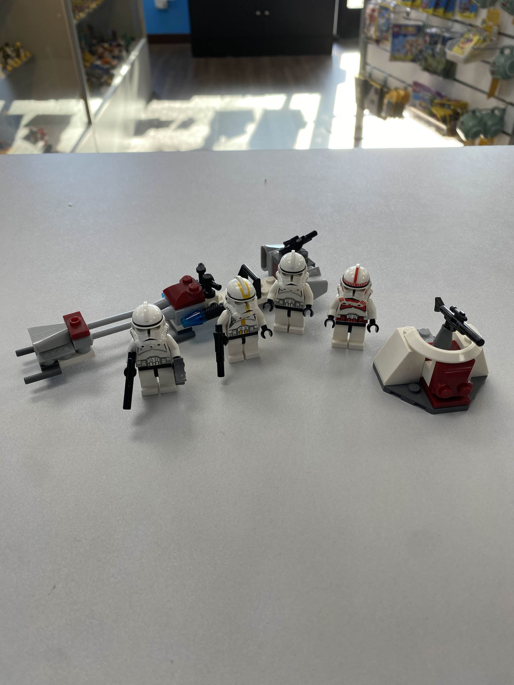 7655 Clone Troopers Battle Pack (Retired) (Previously Owned)