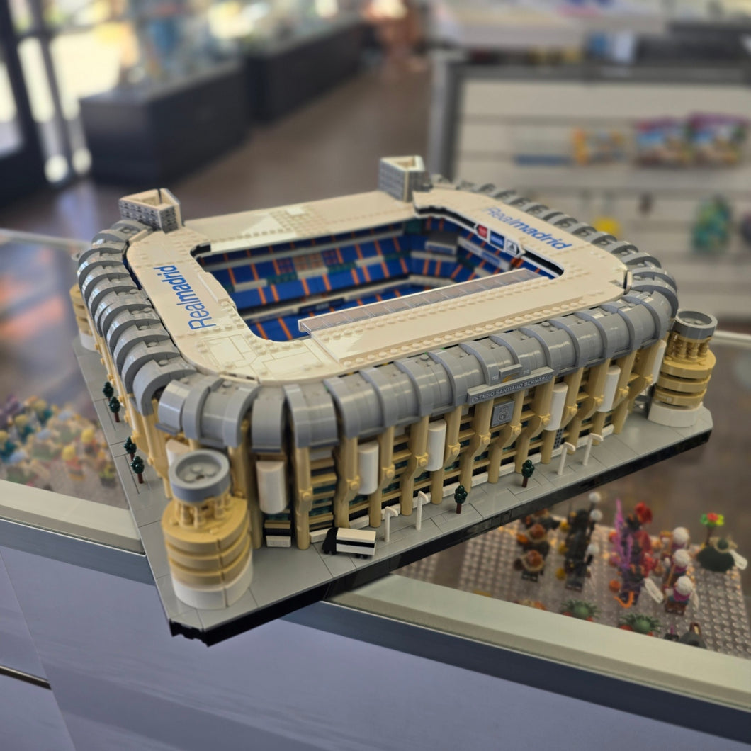 10299 Real Madrid - Santiago Bernabéu Stadium (Retired) (Previously Owned)