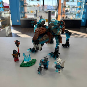 70143 Sir Fangar's Saber Tooth Walker (Retired) (Previously Owned)