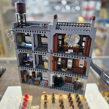 76108 Sanctum Sanctorum Showdown (Previously Owned) (Retired)