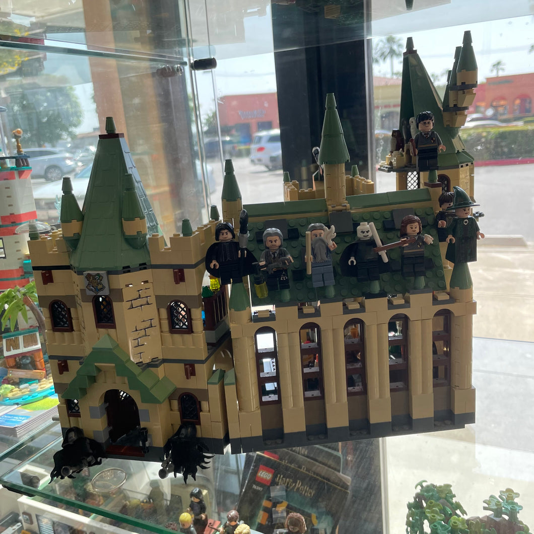 4842 LEGO Harry Potter Hogwarts Castle 4th edition Retired Previ Bricks and Minifigs Ontario