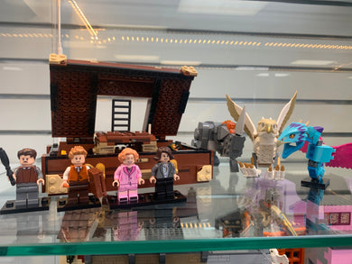 75952 Newt's Case of Magical Creatures (Previously Owned) (Retired)