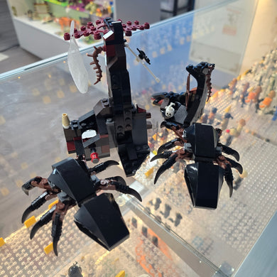 79001 Escape from Mirkwood Spiders (Retired) (Previously Owned)