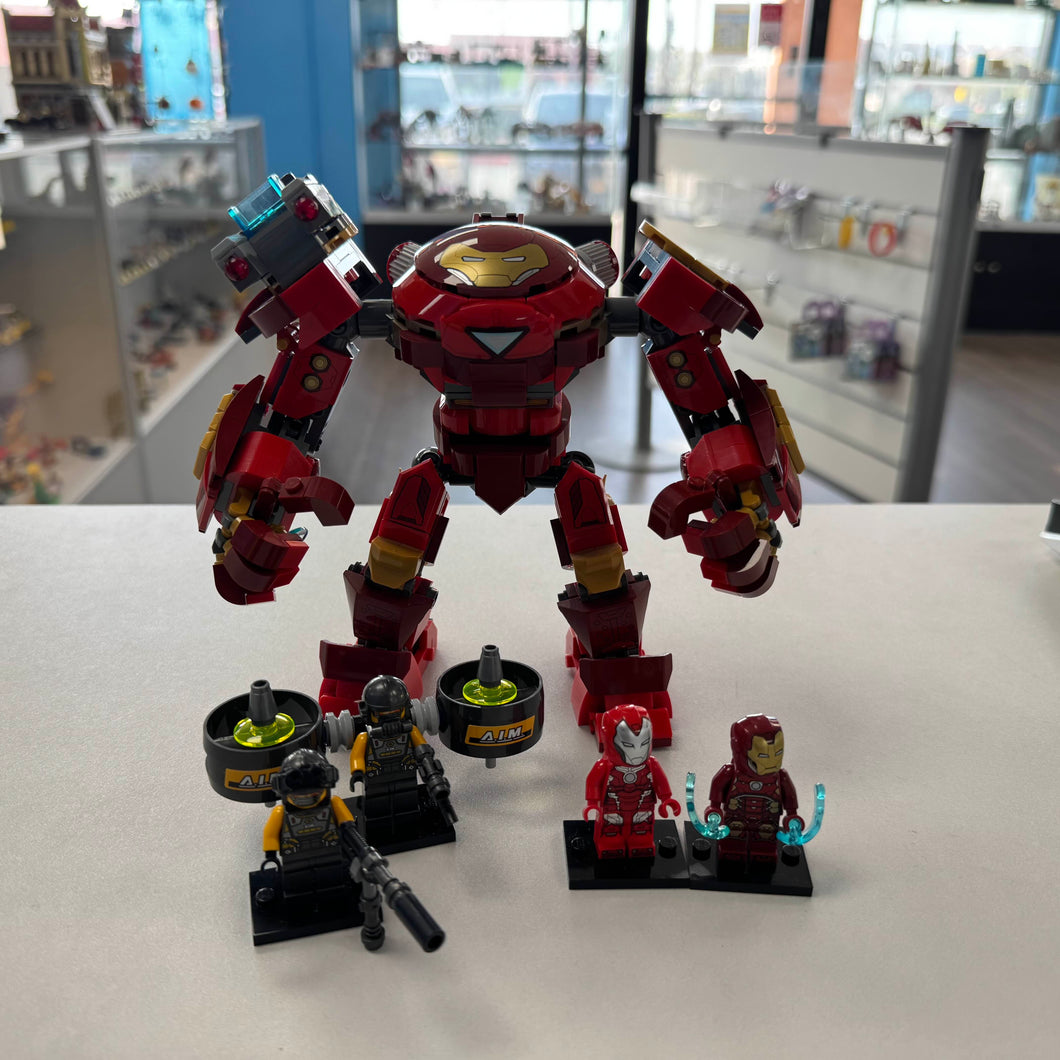 76164 Iron Man Hulkbuster versus A.I.M. Agent (Retired) (Previously Owned)