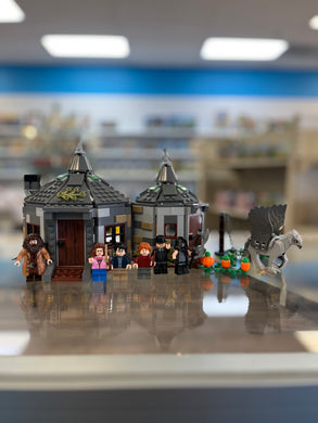 75947 Hagrid's Hut: Buckbeak's Rescue (Previously Owned) (Retired)