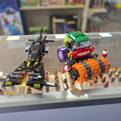 76013 Batman: The Joker Steam Roller (Retired) (Previously Owned)