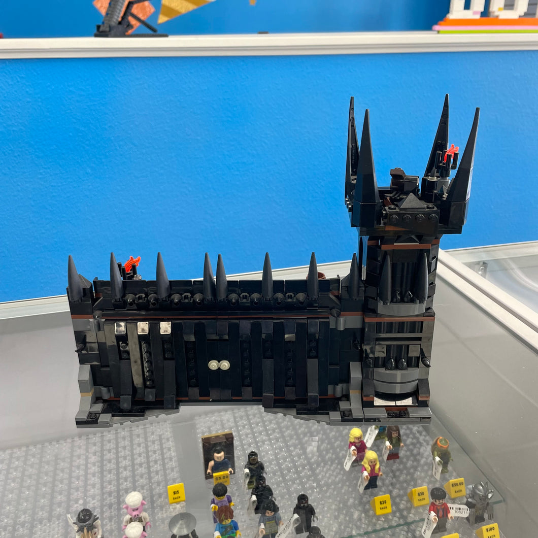 79007 LOTR Battle at The Black Gate (Retired) (Previously Owned)