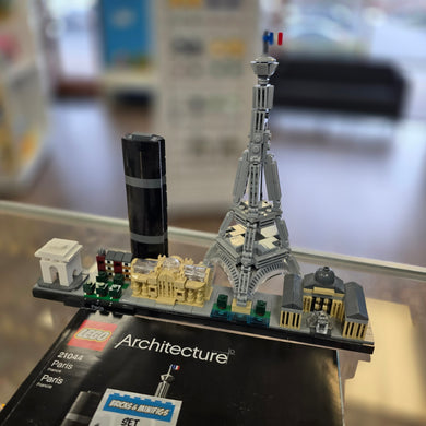 21044 Paris - Architecture (Previously Owned)