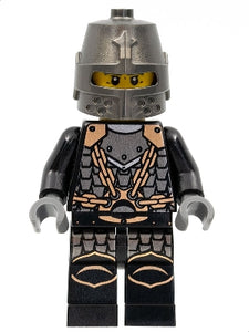 CAS468 Kingdoms - Dragon Knight Scale Mail with Chains, Helmet Closed, Gray Beard (Includes Mace)