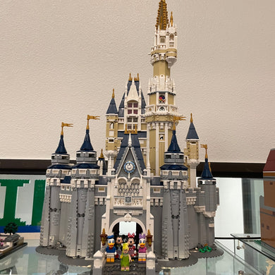 71040 Disney Castle (Retired) (Previously Owned)