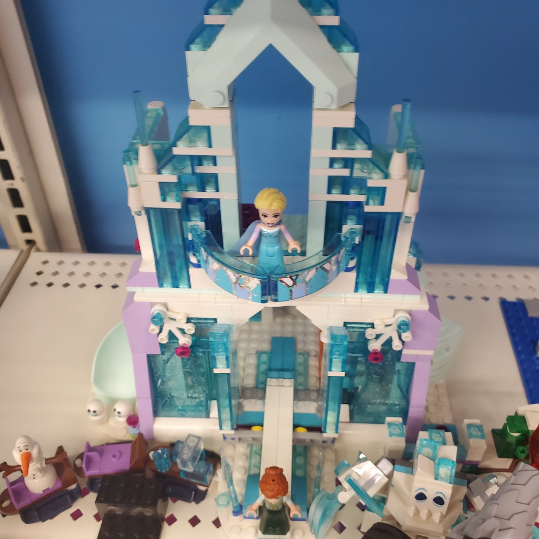 41148 Elsa's Magical Palace (Retired) (Previously Owned)