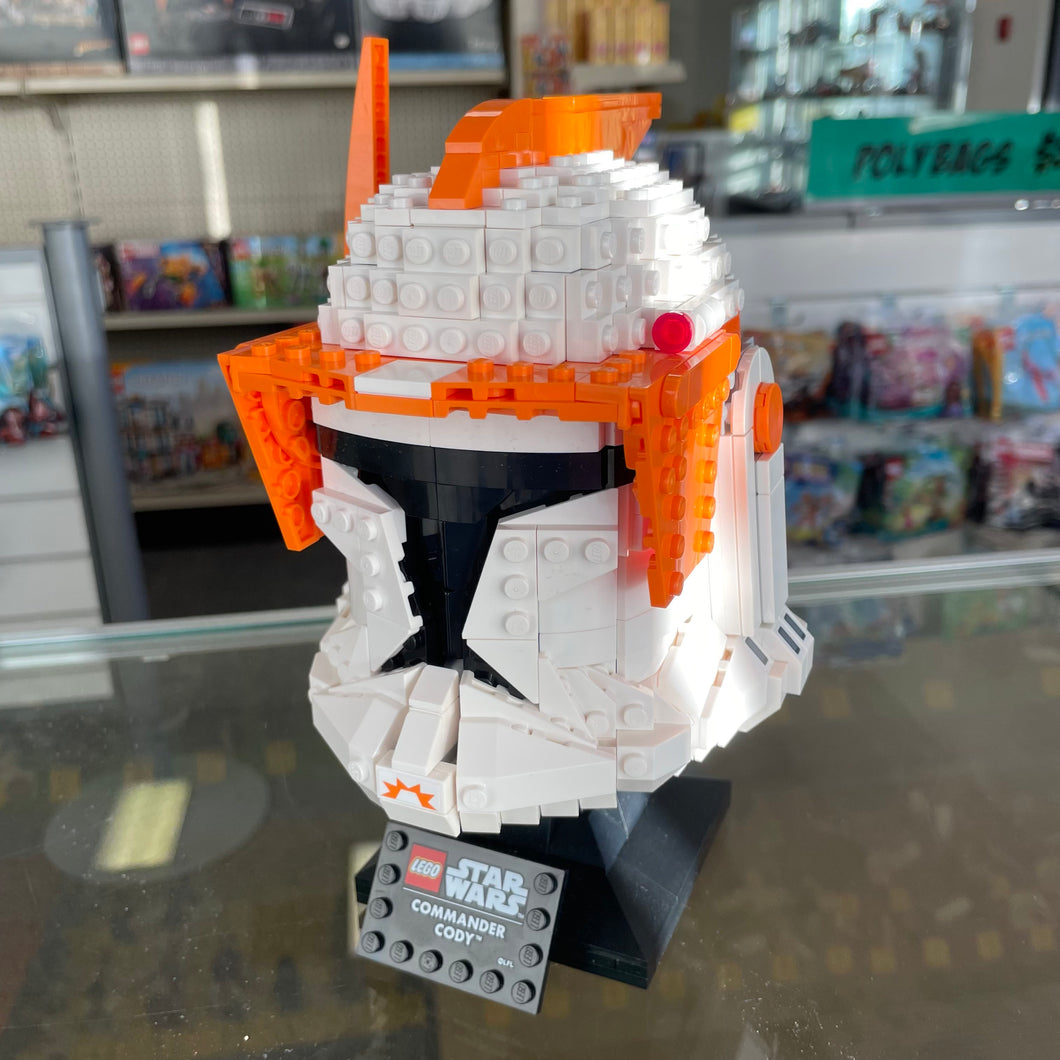 75350 Clone Commander Cody™ Helmet (Previously Owned)