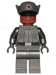 SW0900 Finn - First Order Officer Disguise