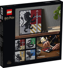 31201 Harry Potter™ Hogwarts™ Crests