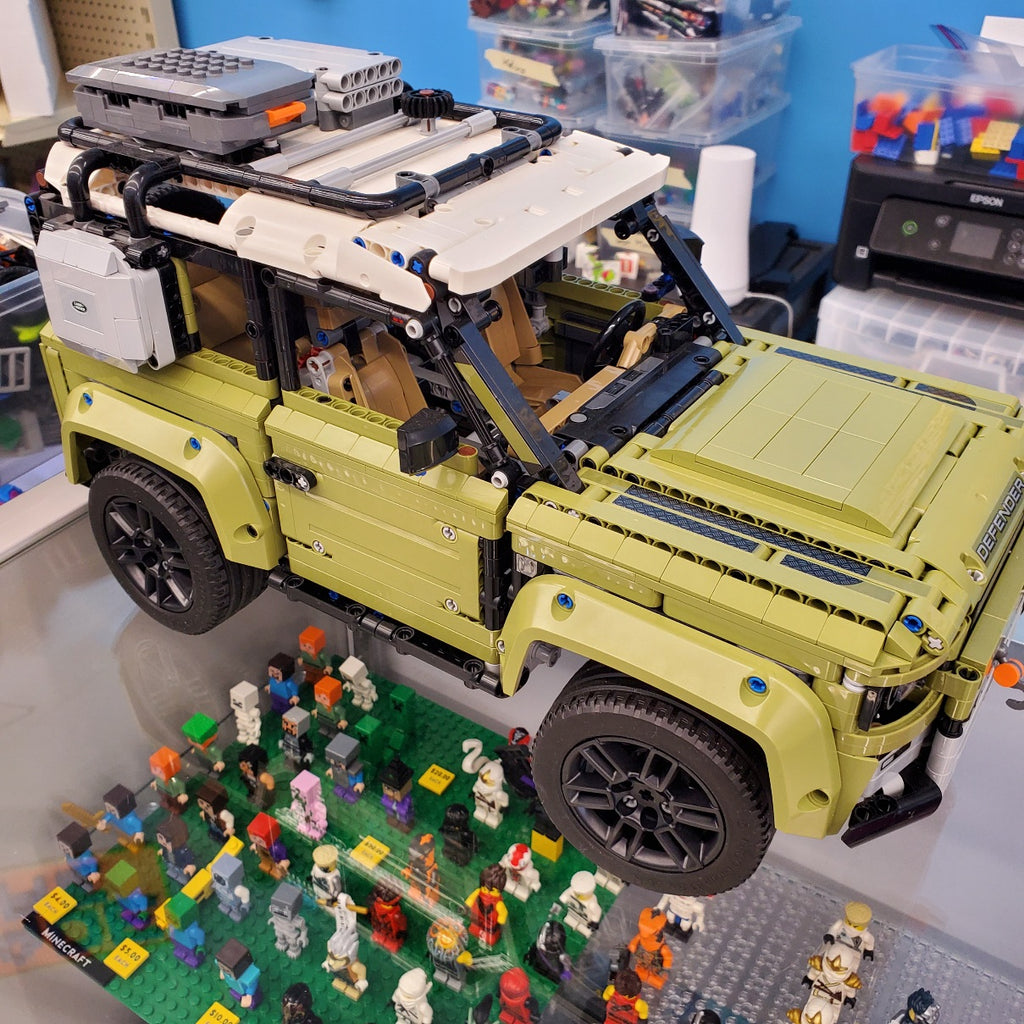 42110 Land Rover Defender (Previously Owned) – Bricks and Minifigs Ontario