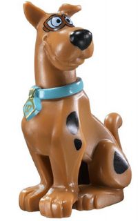 20690pb01c01 Scooby-Doo Sitting with Pilot Goggles