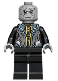 SH827 Ebony Maw - Light Bluish Gray Head