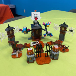 71377 King Boo and the Haunted Yard (Retired) (Previously Owned)